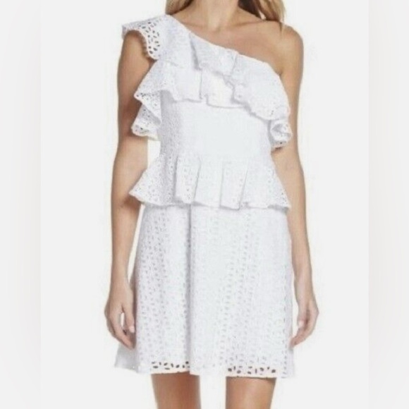 LILLY PULITZER Josey One Shoulder Tier Eyelet Dress in White Size 6 - Picture 3 of 12